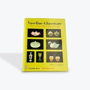 BOOK: Vaseline Glassware Barrie Skelcher